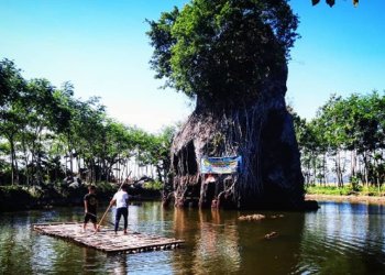 Gumuk Pecah: Destinasi Wisata Unik di Jember yang Mirip Arena Mobile Legends