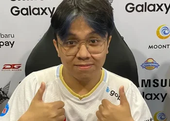 Fluffy Berikan Pandangan Mengenai Nino Setelah EVOS Glory Raih Kemenangan Pertama di MPL ID S14