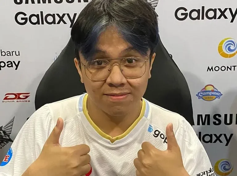 Fluffy Berikan Pandangan Mengenai Nino Setelah EVOS Glory Raih Kemenangan Pertama di MPL ID S14