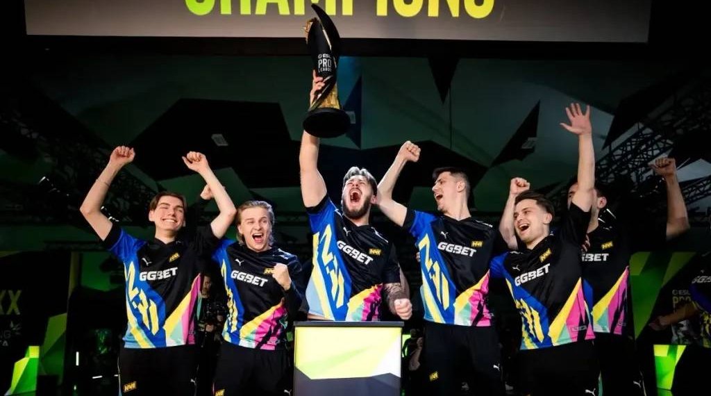 NAVI Kalahkan Eternal Fire, Raih Gelar Juara CS2 ESL Pro League Season 20