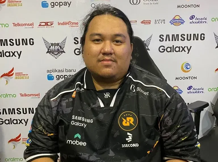 RRQ Tumbang di Derbi Klasik Melawan EVOS, Khezcute Ungkap Alasan Uji Coba Patch Baru